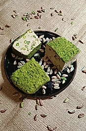 Fıstıklı Tahin Helvası 500 Gr